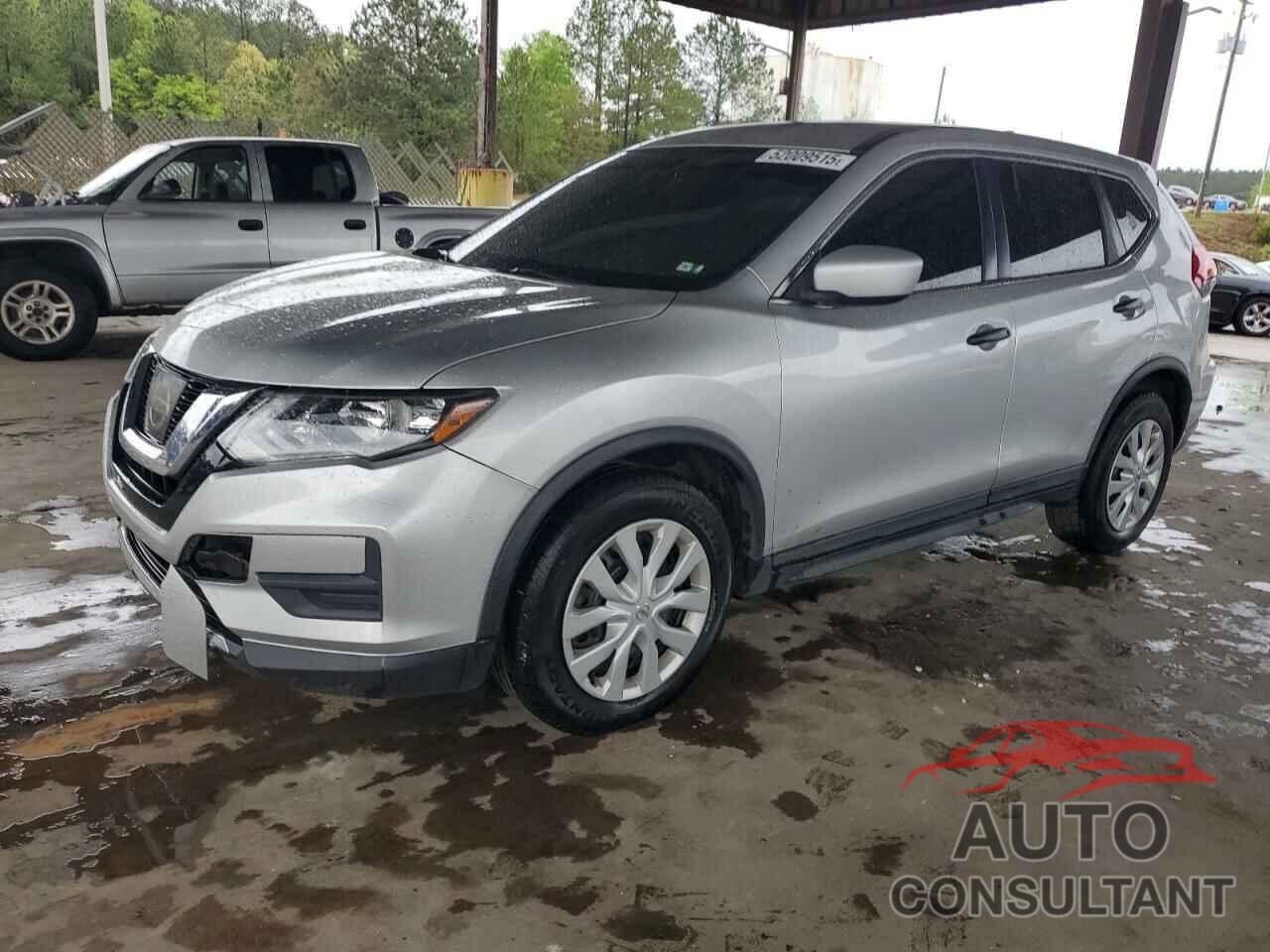 NISSAN ROGUE 2017 - KNMAT2MT5HP581087