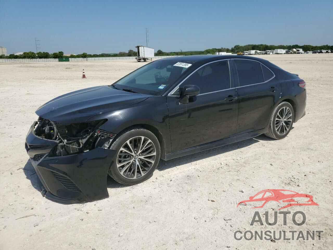 TOYOTA CAMRY 2018 - 4T1B11HK8JU113301