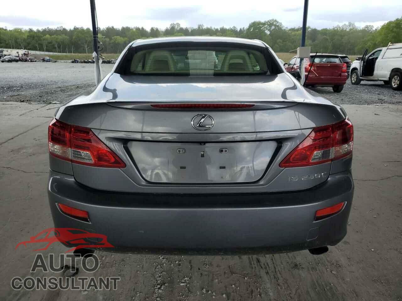 LEXUS IS 2013 - JTHFF2C21D2529113