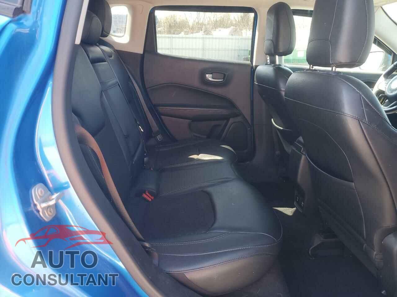 JEEP COMPASS 2017 - 3C4NJDBB6HT688786