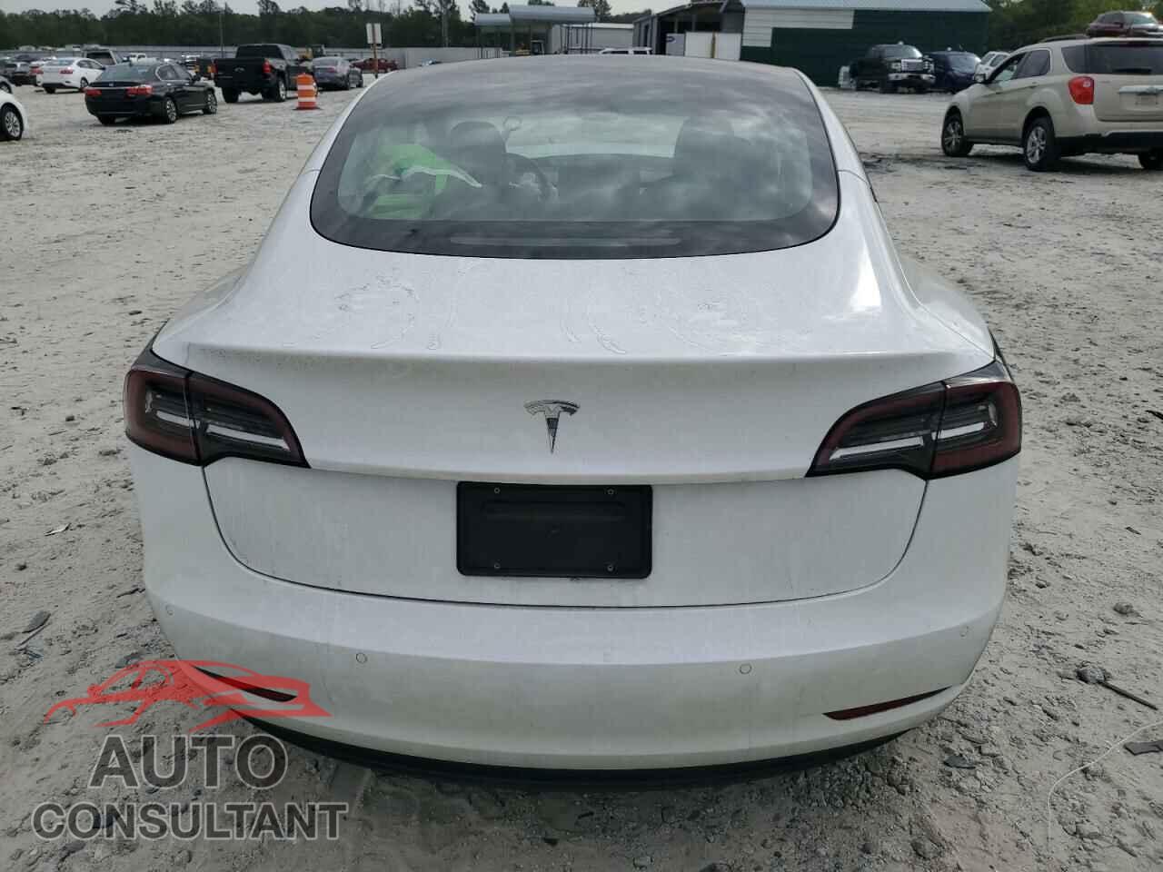 TESLA MODEL 3 2021 - 5YJ3E1EA0MF081708