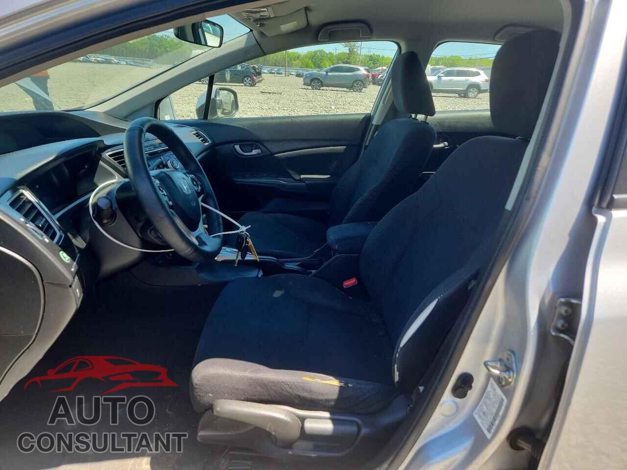 HONDA CIVIC 2013 - 2HGFB2F55DH566838