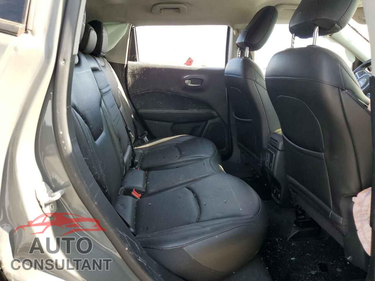 JEEP COMPASS 2019 - 3C4NJDCB4KT696844