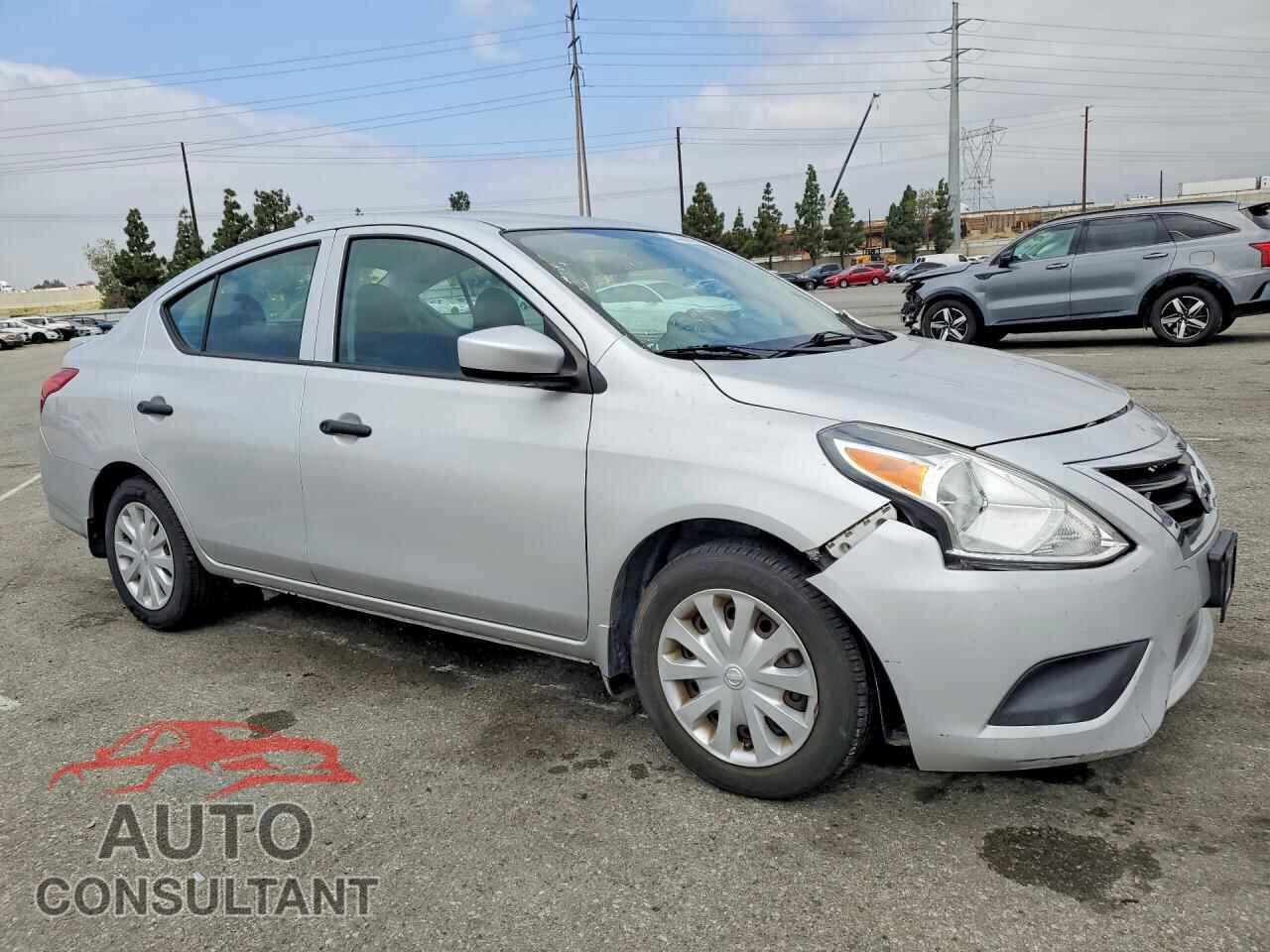 NISSAN VERSA 2017 - 3N1CN7AP3HL882169