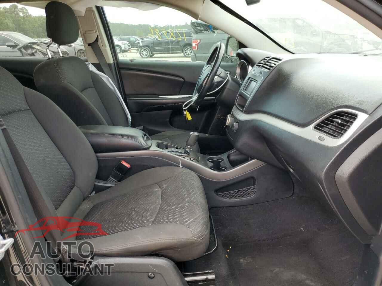DODGE JOURNEY 2017 - 3C4PDCAB6HT638692