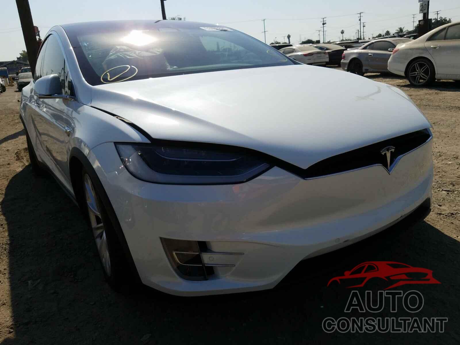 TESLA MODEL X 2017 - 5YJXCBE26HF065816