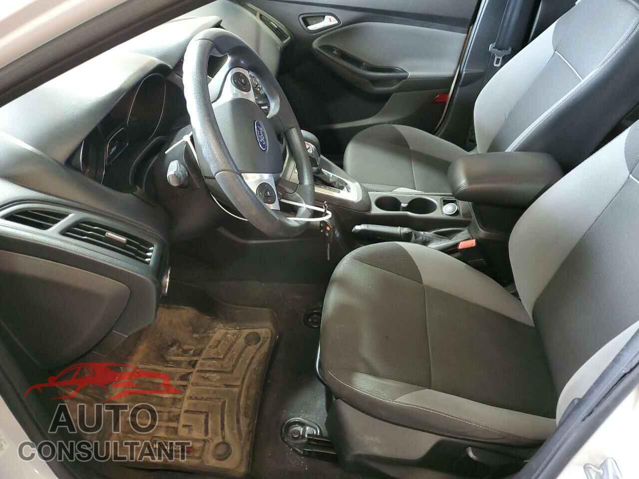 FORD FOCUS 2013 - 1FADP3F25DL258810