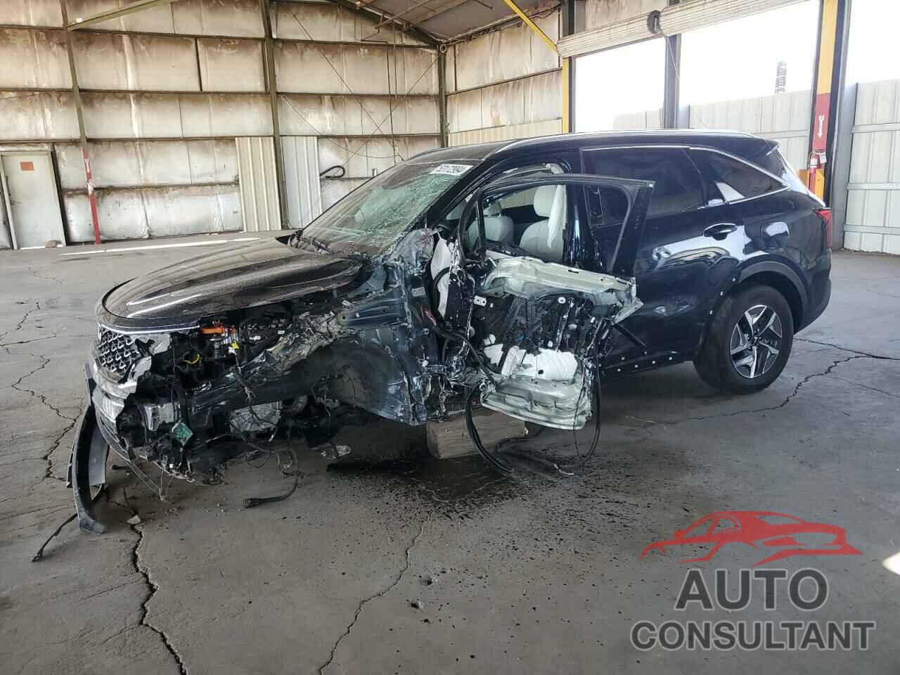 KIA SORENTO 2023 - KNDRH4LG0P5224334