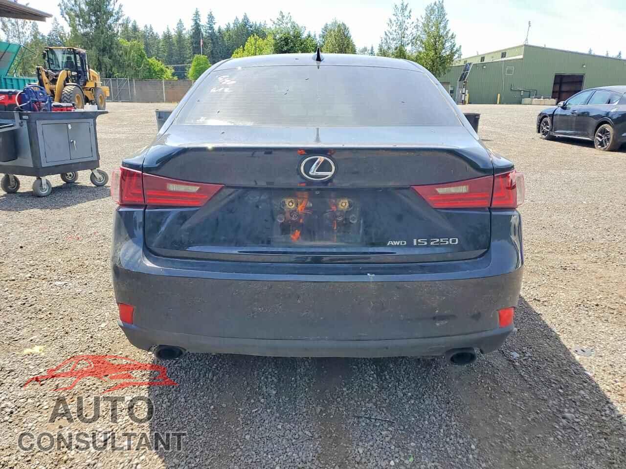 LEXUS IS 2014 - JTHCF1D27E5003130