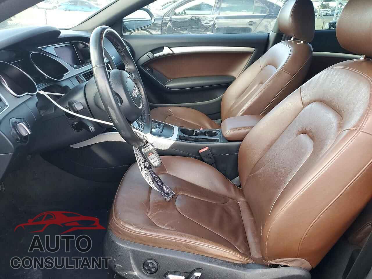 AUDI A5 2013 - WAUCFAFR7DA012649