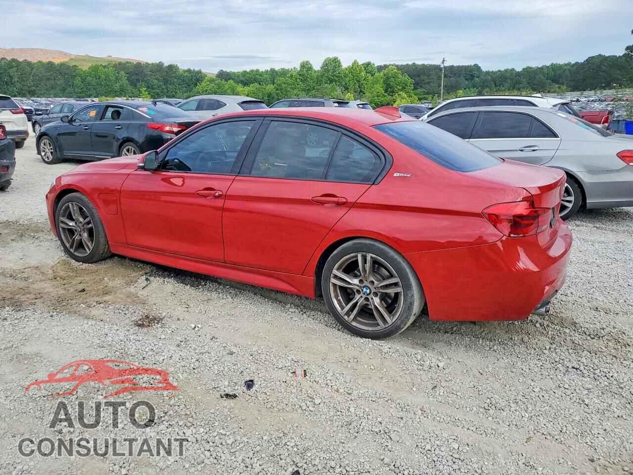 BMW 3 SERIES 2017 - WBA8E1C3XHA156758