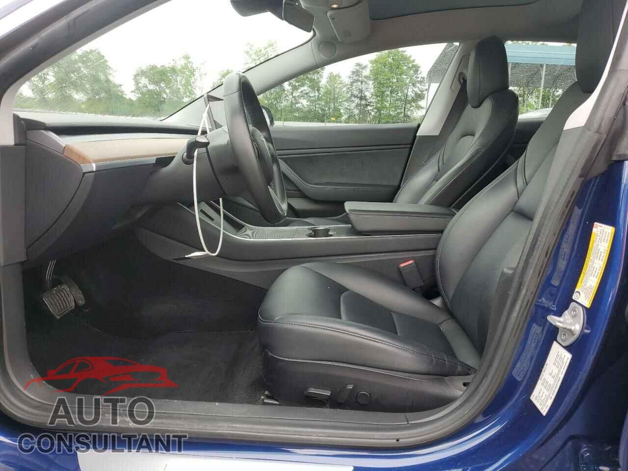 TESLA MODEL 3 2019 - 5YJ3E1EB4KF210846
