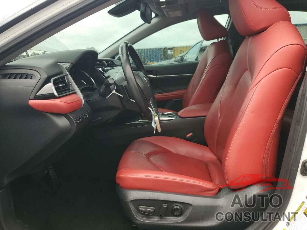 TOYOTA CAMRY 2019 - 4T1B61HK0KU230325