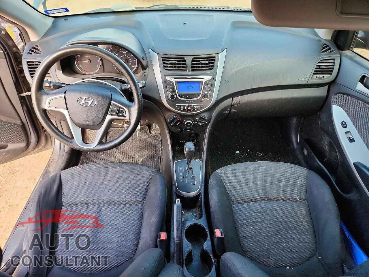 HYUNDAI ACCENT 2013 - KMHCT5AE5DU100889