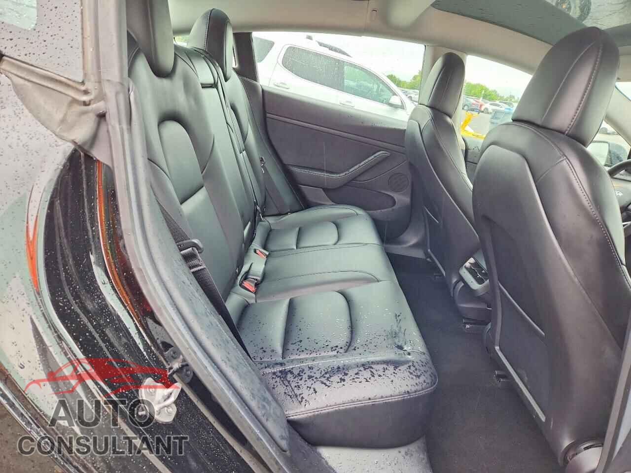 TESLA MODEL 3 2021 - 5YJ3E1EA4MF046038