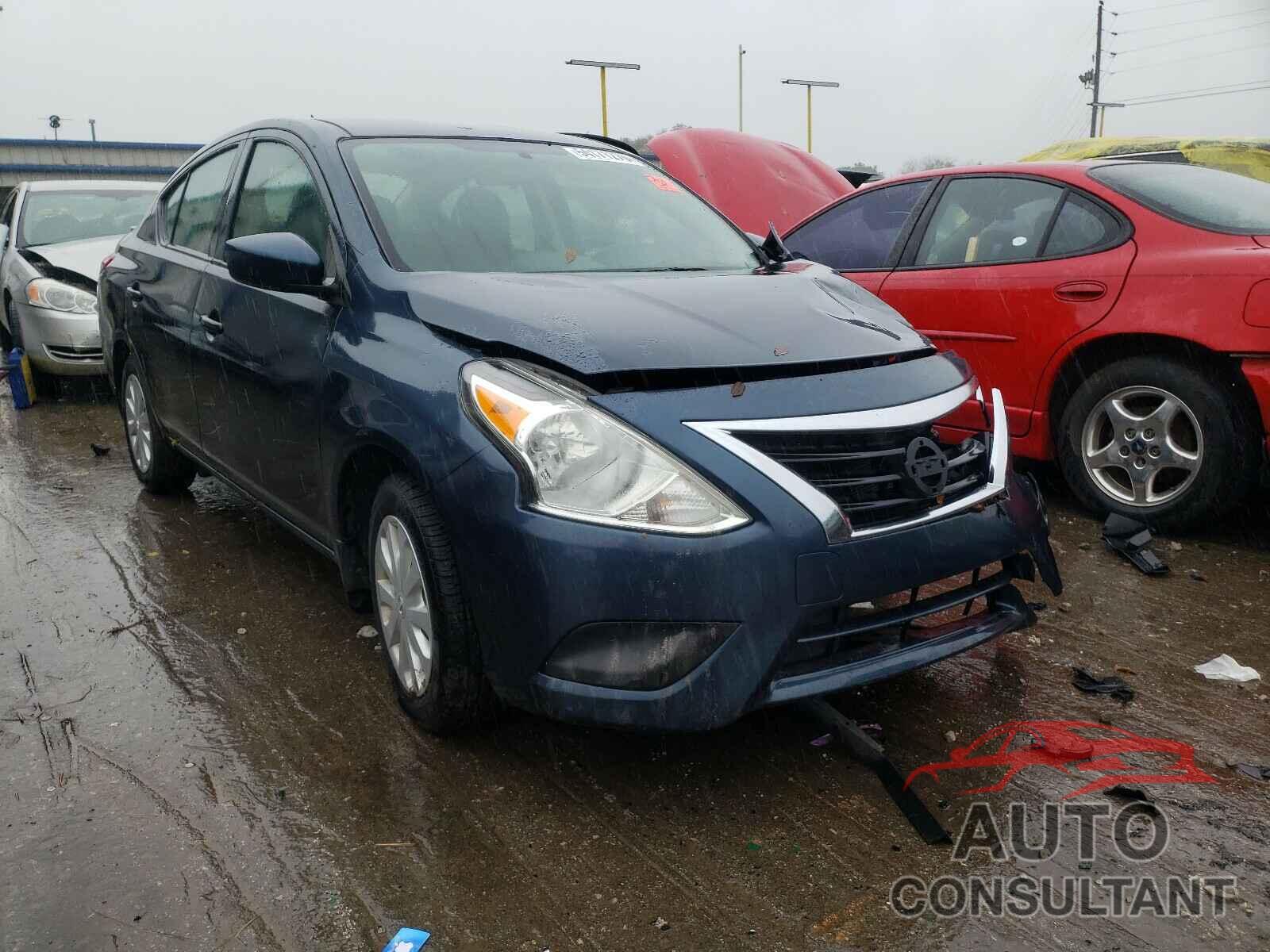 NISSAN VERSA 2017 - 3N1CN7AP3HL841430