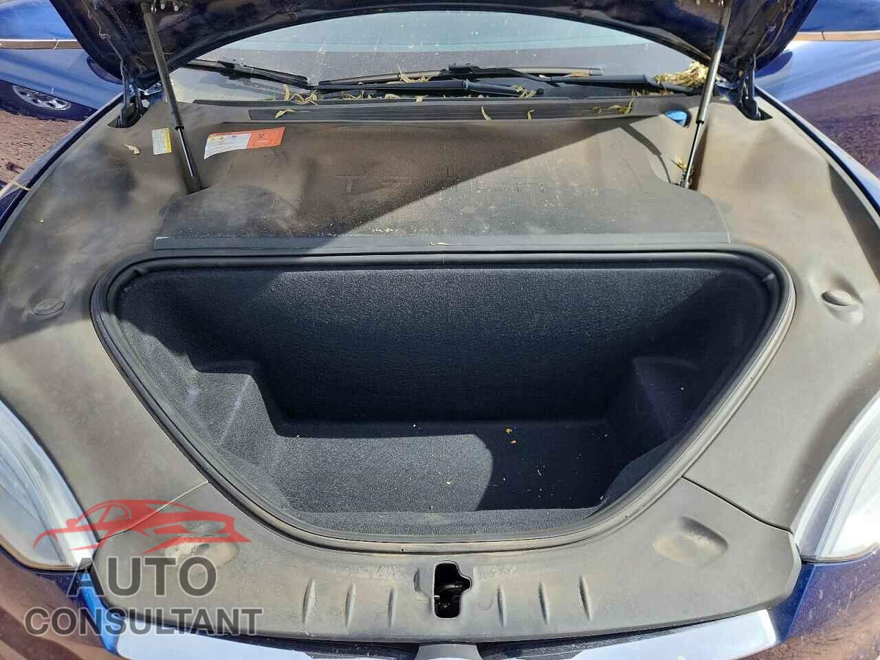TESLA MODEL S 2017 - 5YJSA1E23HF198429
