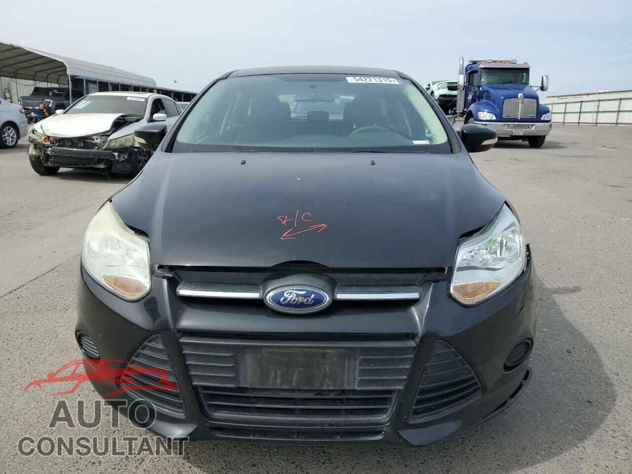 FORD FOCUS 2014 - 1FADP3K26EL455878
