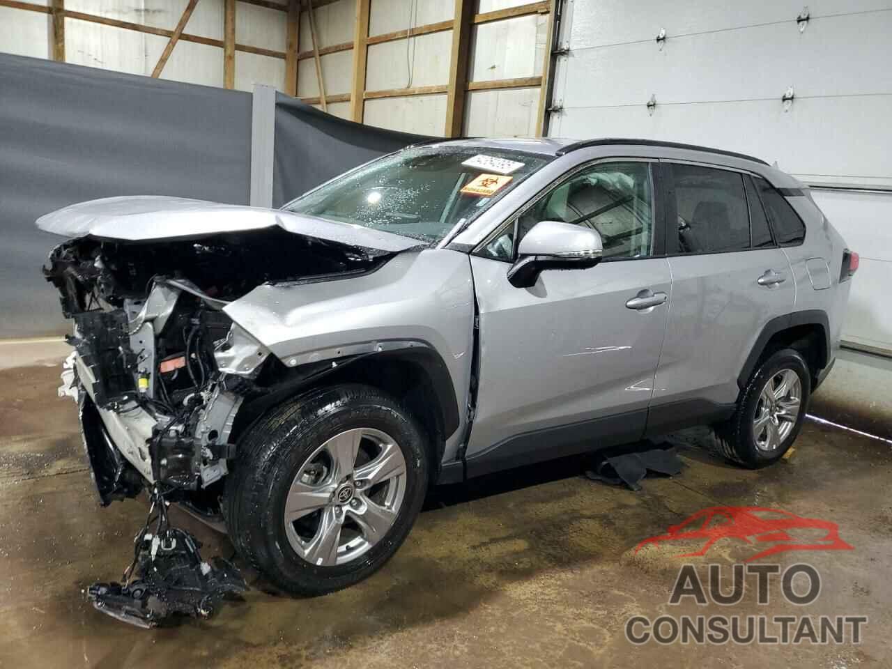 TOYOTA RAV4 2024 - 2T3W1RFV6RC272609