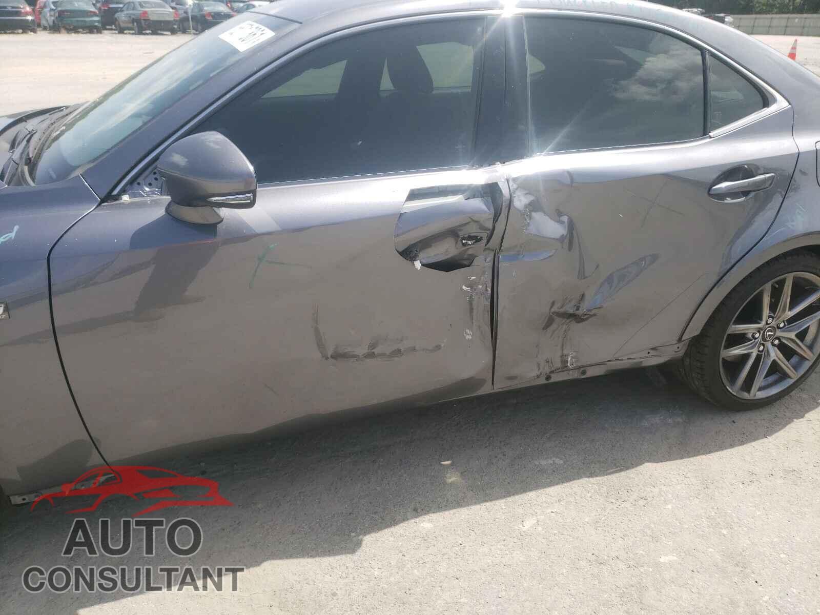 LEXUS IS 2017 - JTHBA1D20H5049011