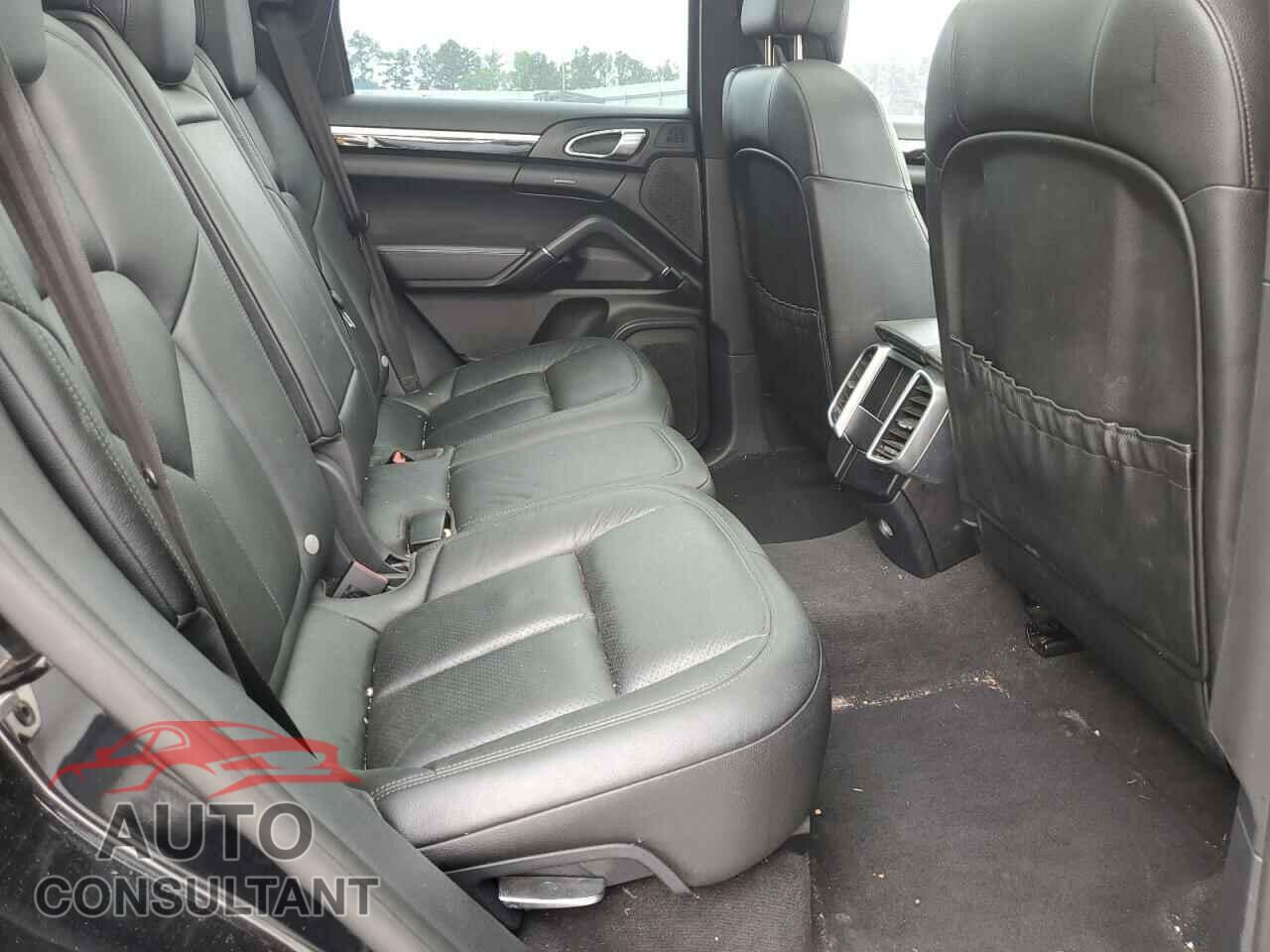PORSCHE CAYENNE 2016 - WP1AA2A22GLA03583