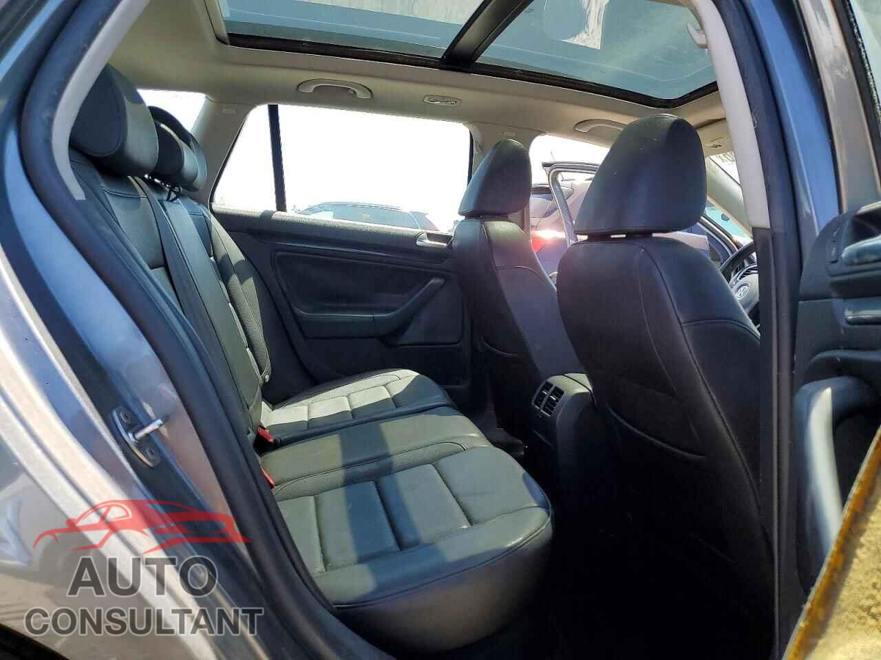 VOLKSWAGEN JETTA 2013 - 3VWPL7AJ2DM628146