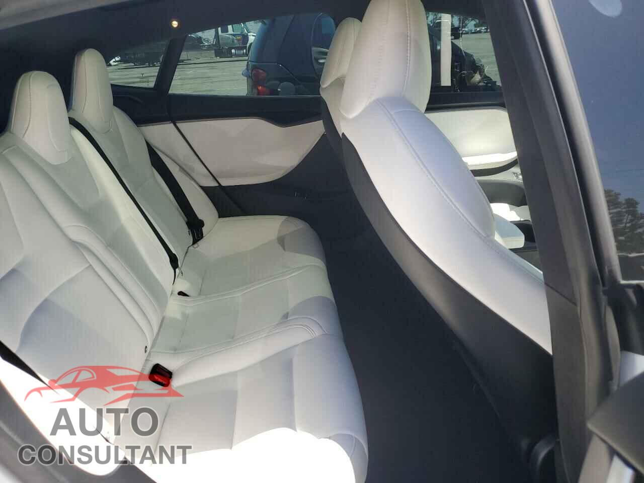 TESLA MODEL S 2020 - 5YJSA1E42LF401157