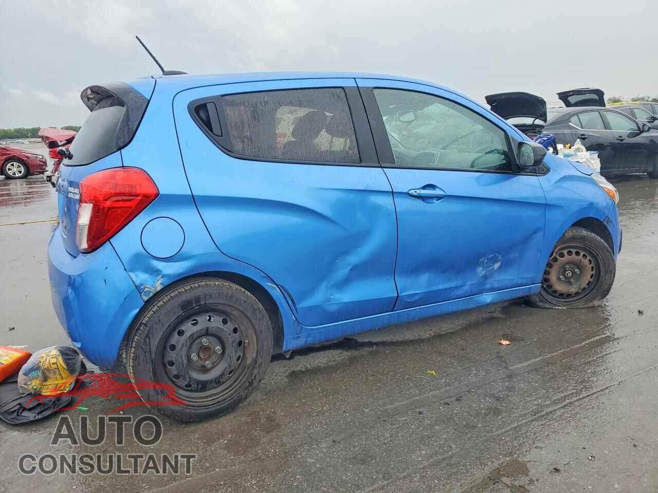 CHEVROLET SPARK 2017 - KL8CB6SA5HC839340