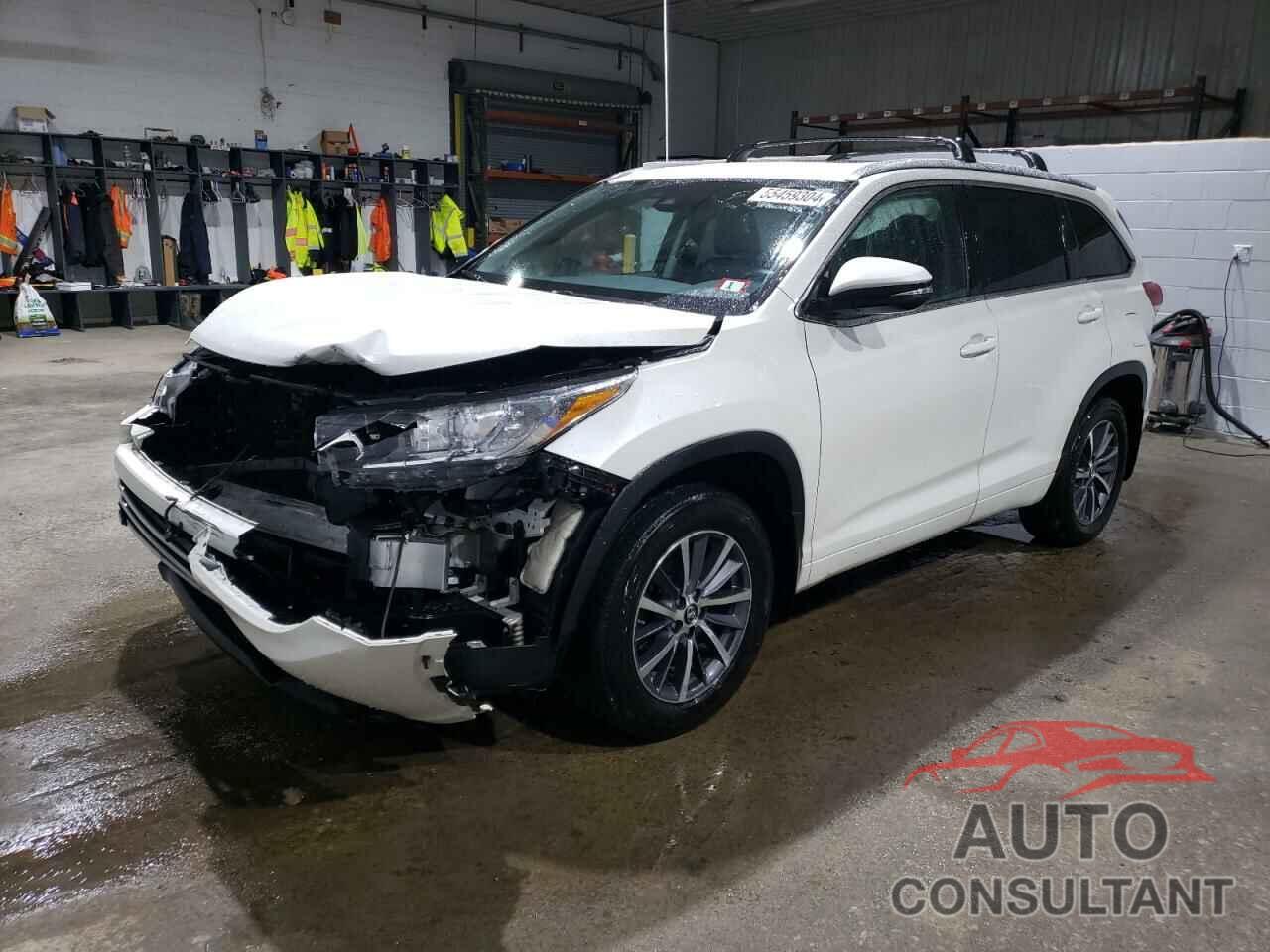 TOYOTA HIGHLANDER 2018 - 5TDJZRFH3JS524902