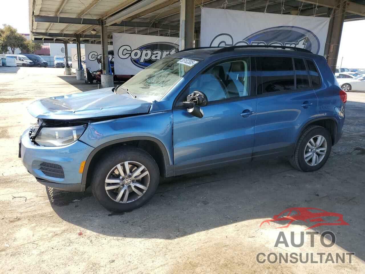 VOLKSWAGEN TIGUAN 2017 - WVGAV7AX3HK002668