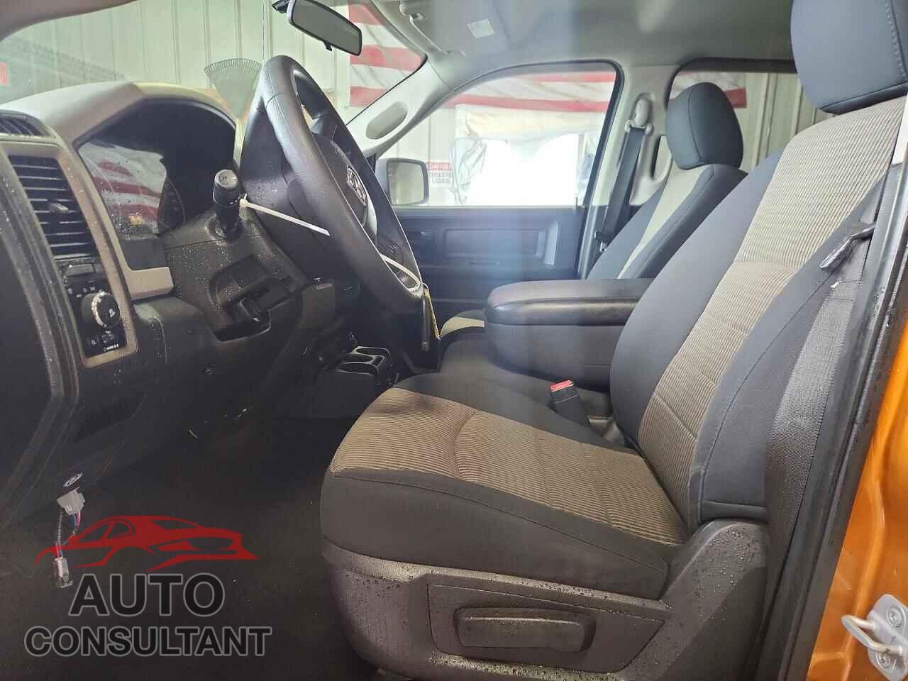 DODGE RAM 1500 2012 - 1C6RD7KT1CS329057
