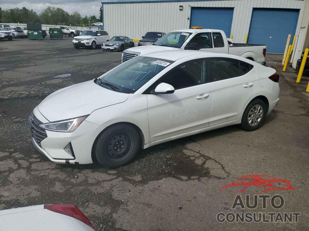 HYUNDAI ELANTRA 2019 - 5NPD74LF0KH451102