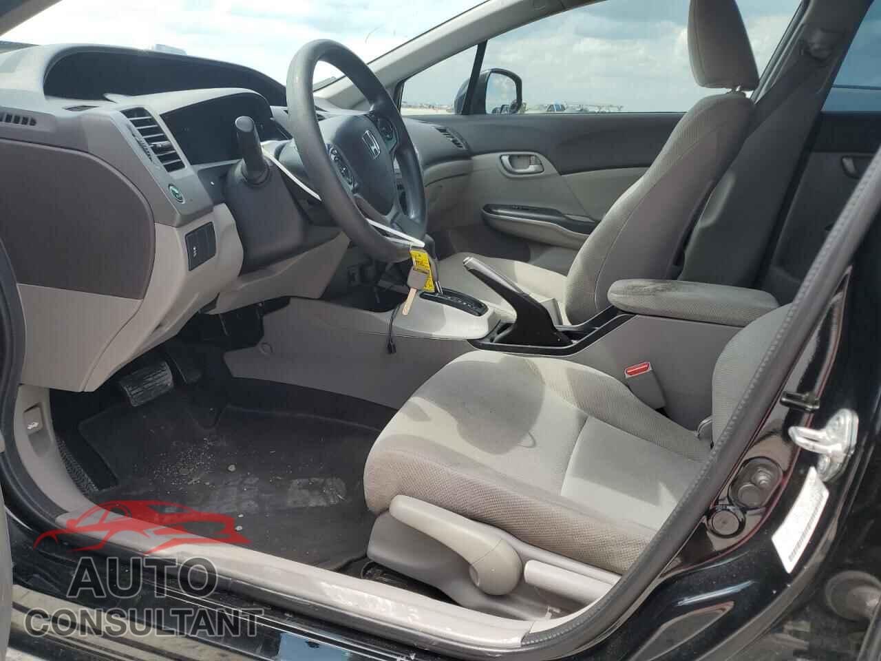 HONDA CIVIC 2012 - 2HGFB2F57CH587107