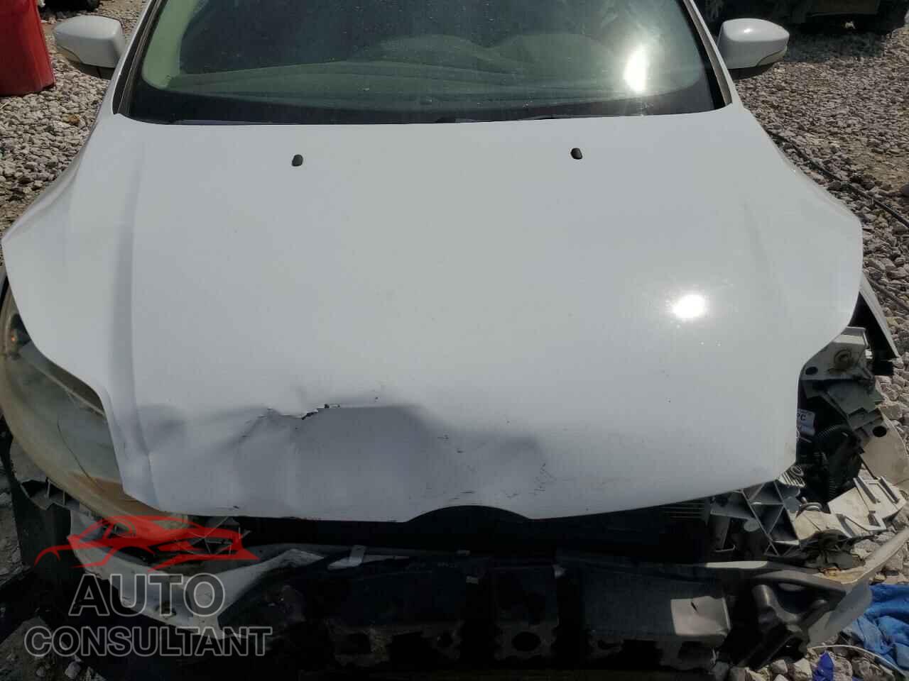 FORD FOCUS 2012 - 1FAHP3H27CL234599