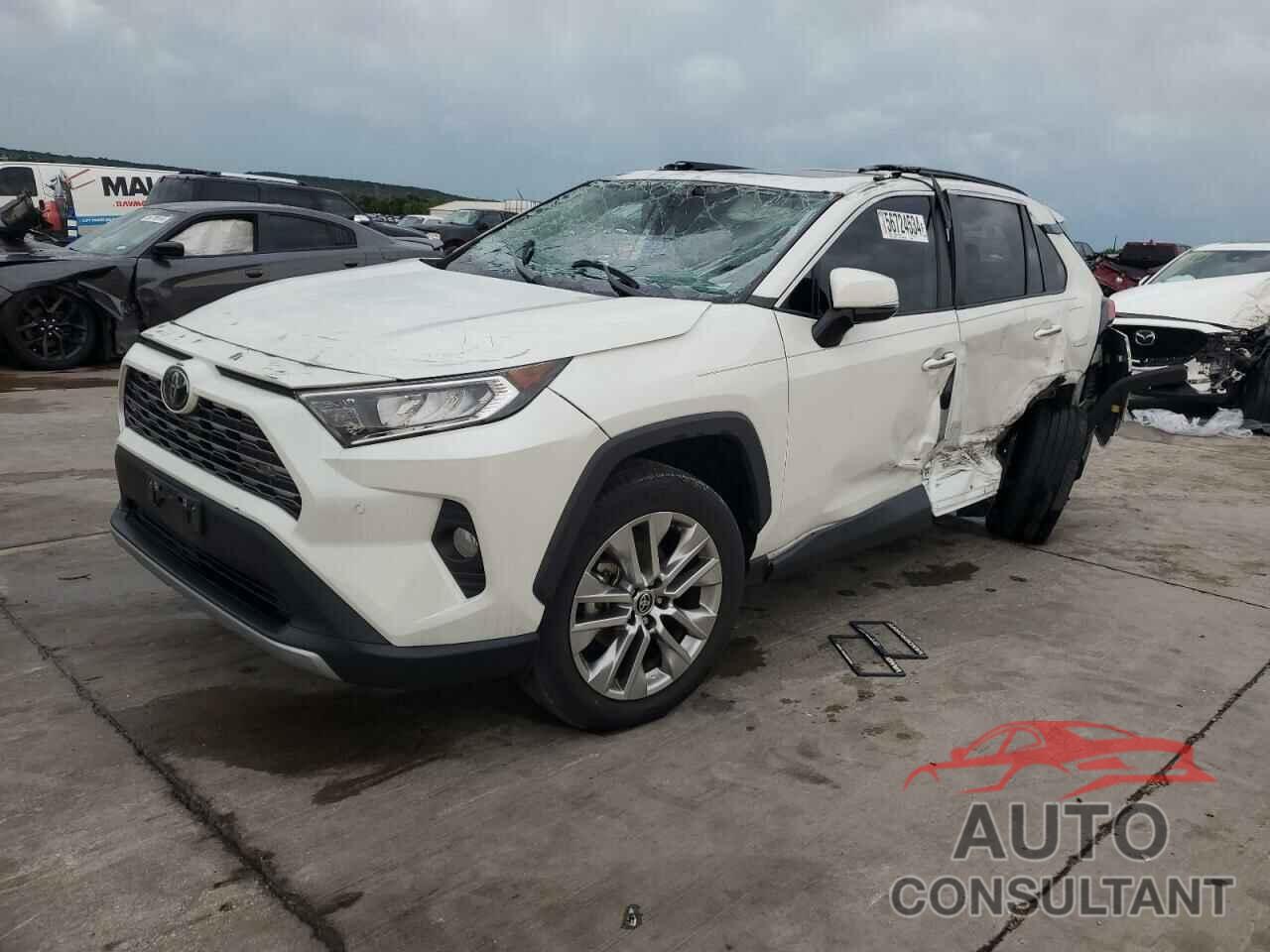 TOYOTA RAV4 2021 - 2T3Y1RFV6MW131930