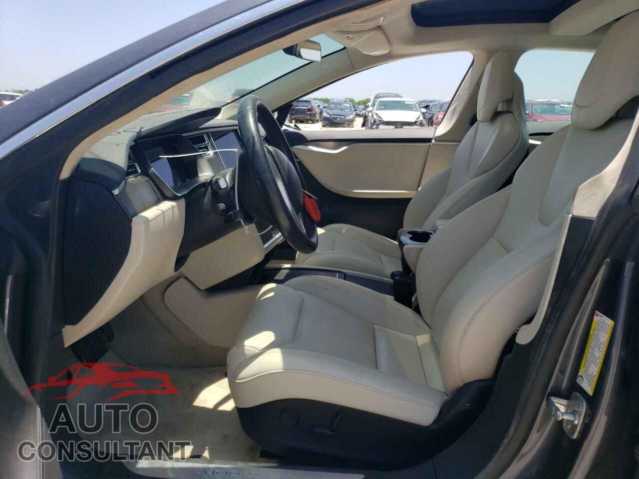 TESLA MODEL S 2017 - 5YJSA1E25HF220902