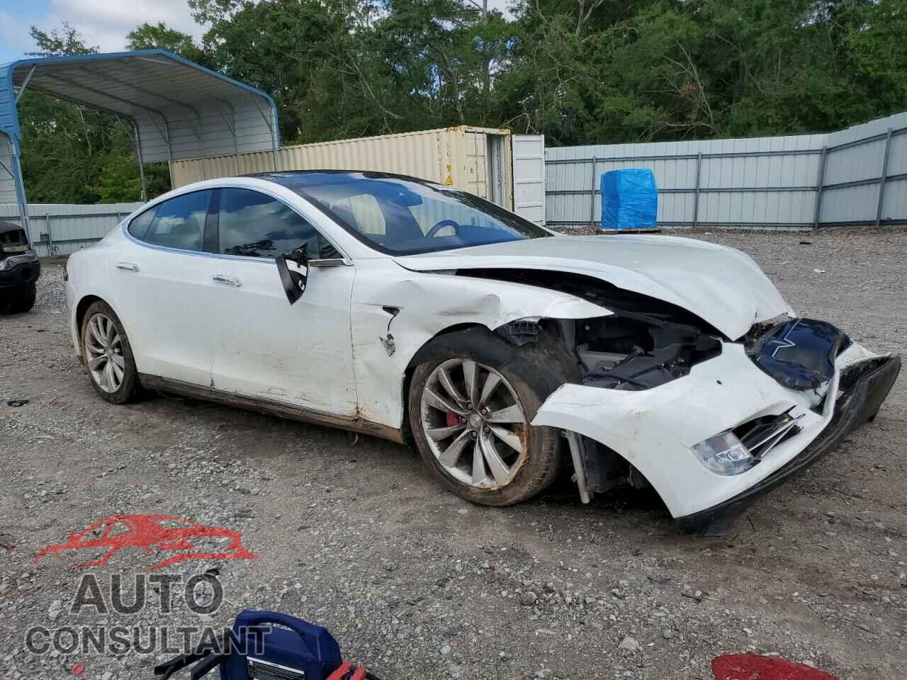 TESLA MODEL S 2015 - 5YJSA1E40FF102402