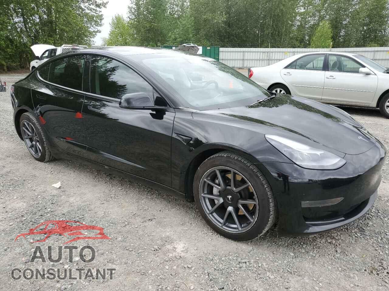TESLA MODEL 3 2021 - 5YJ3E1EA5MF029703