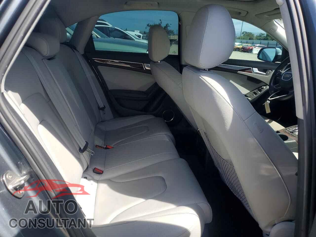 AUDI A4 2013 - WAUFFAFL5DN031511