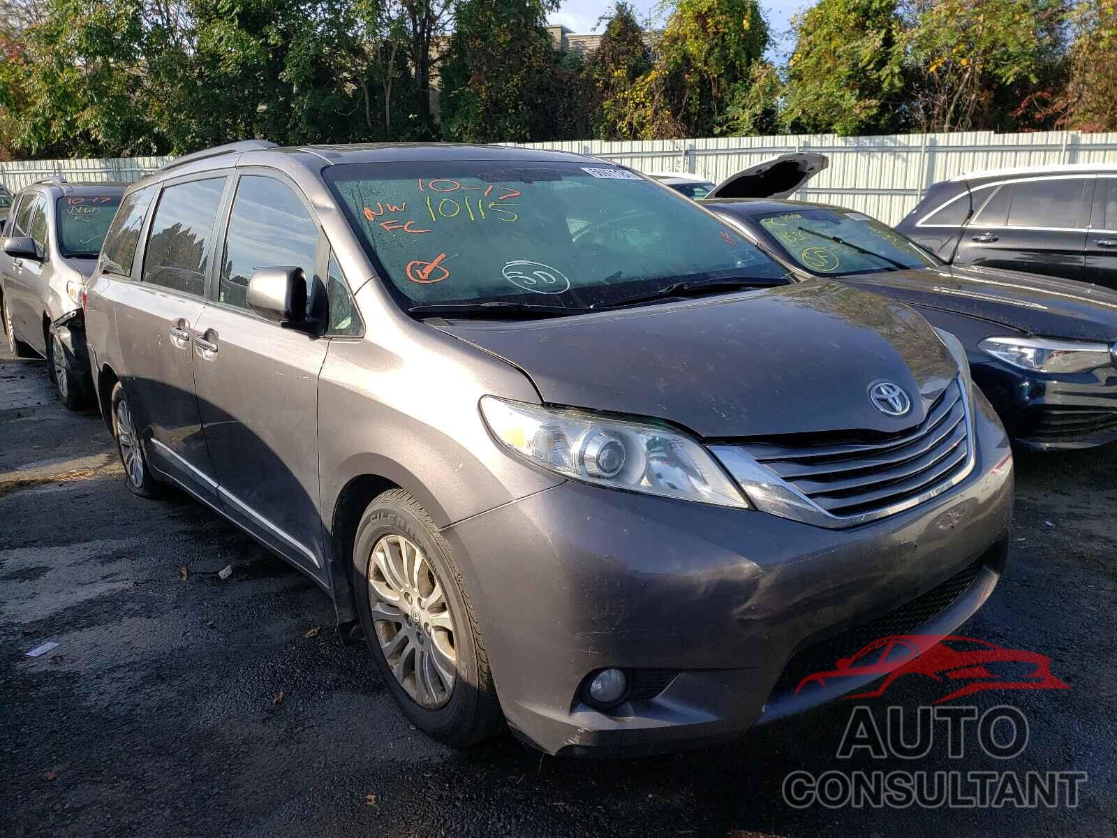 TOYOTA SIENNA 2017 - 5TDYZ3DC2HS802301