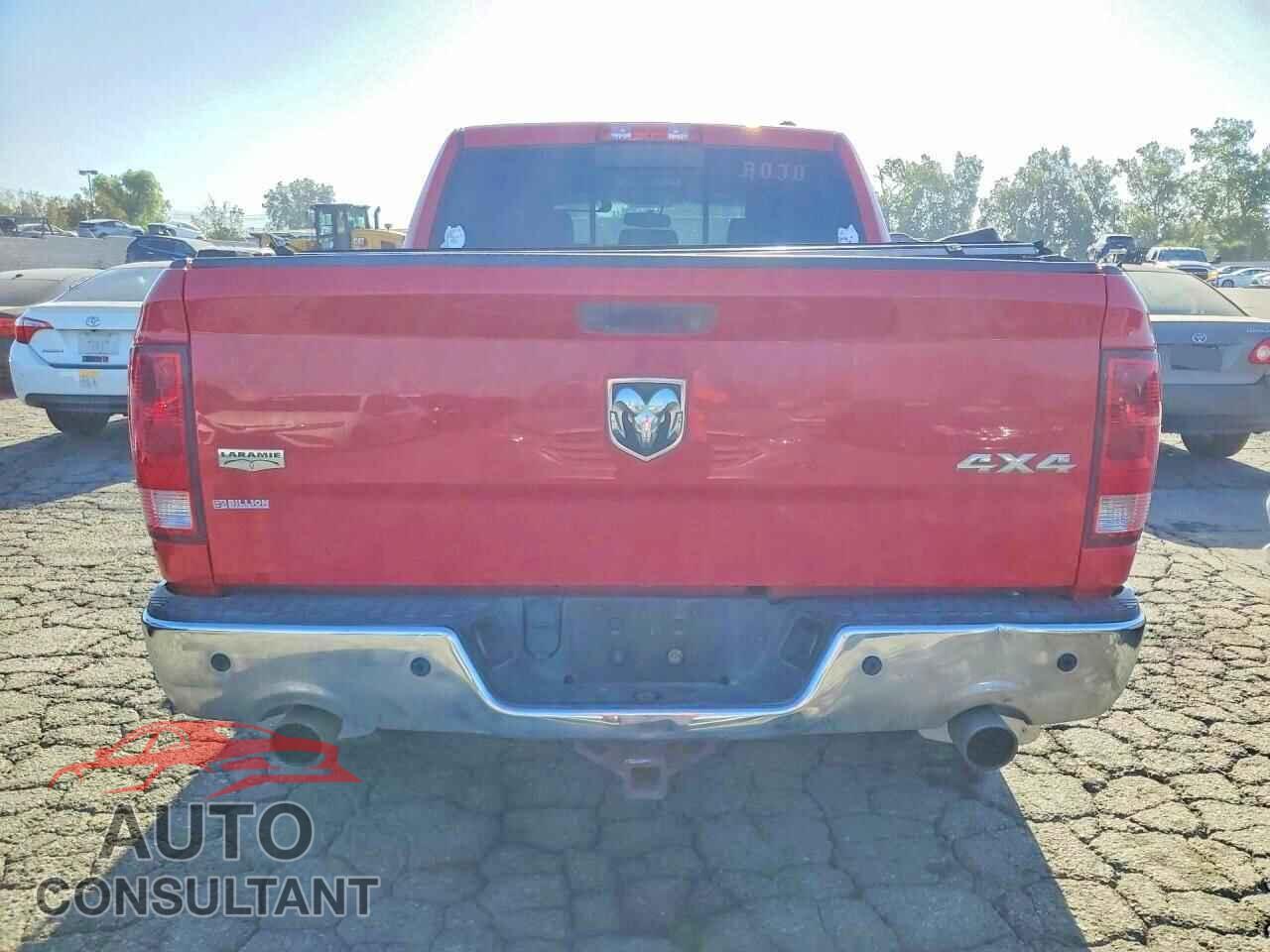 DODGE RAM 1500 2012 - 1C6RD7NT4CS328092