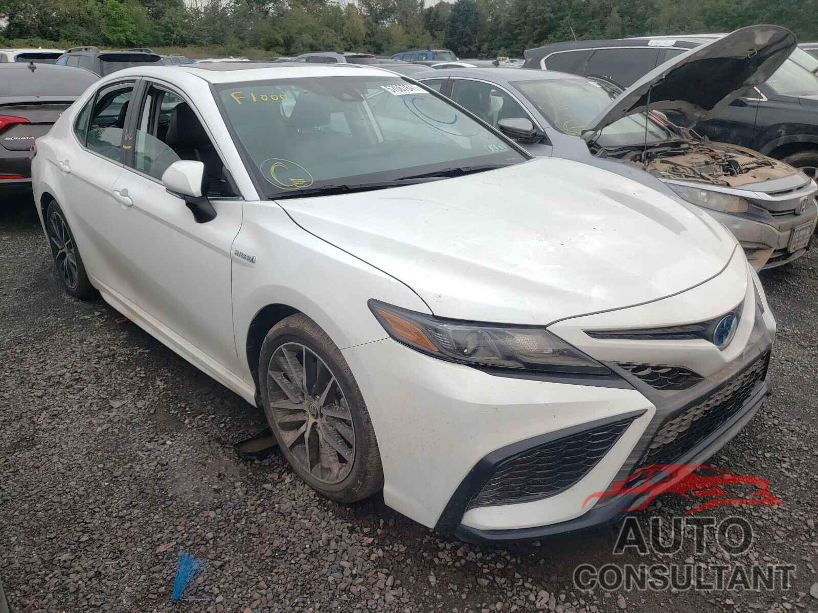 TOYOTA CAMRY 2021 - 4T1S31AK4MU552794