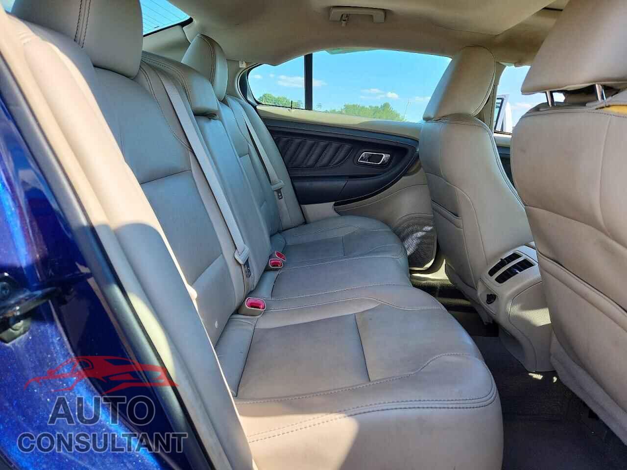 FORD TAURUS 2011 - 1FAHP2EW2BG124679