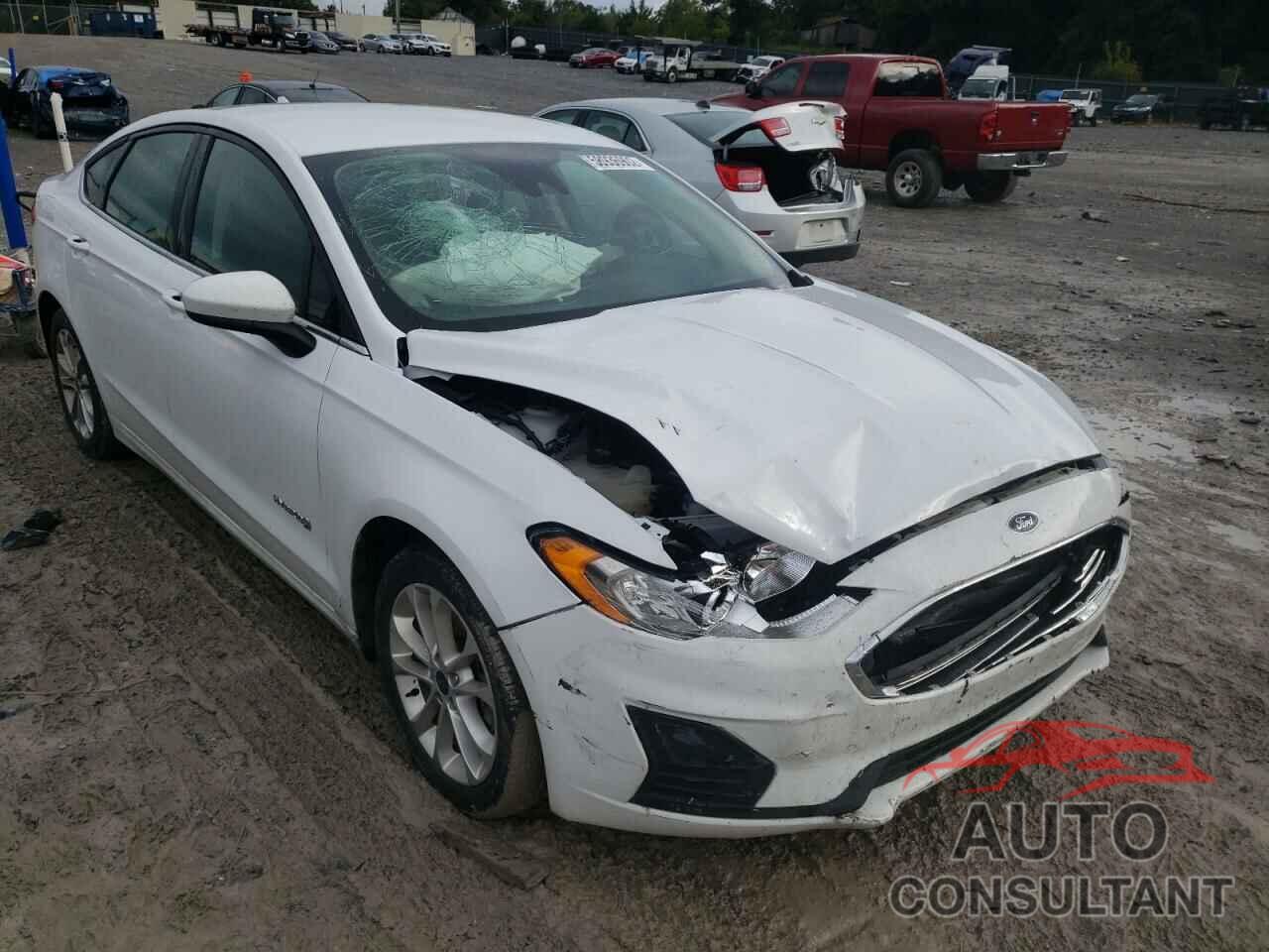 FORD FUSION 2019 - 3FA6P0LU5KR263310