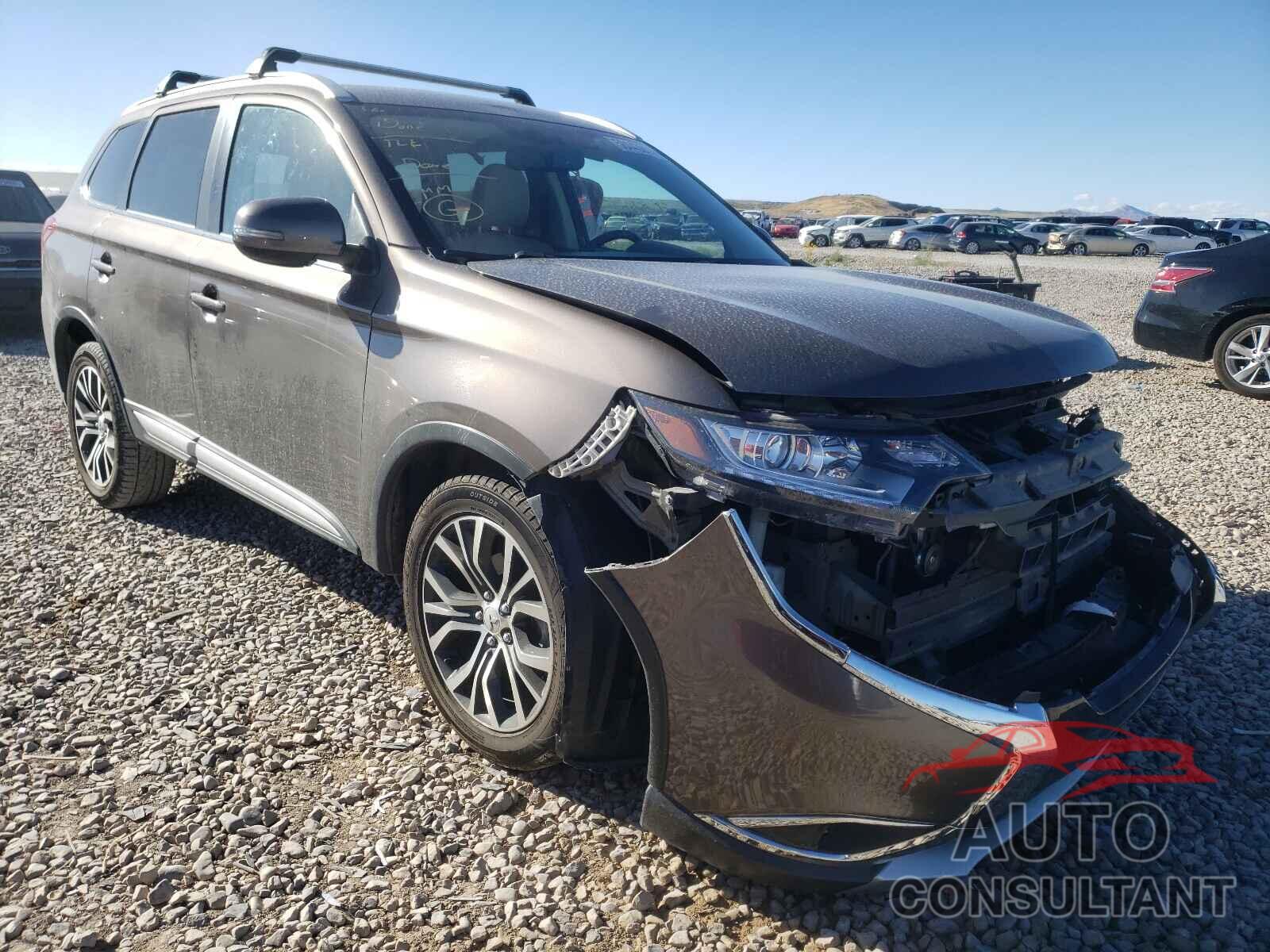 MITSUBISHI OUTLANDER 2018 - JA4AD3A38JZ056164
