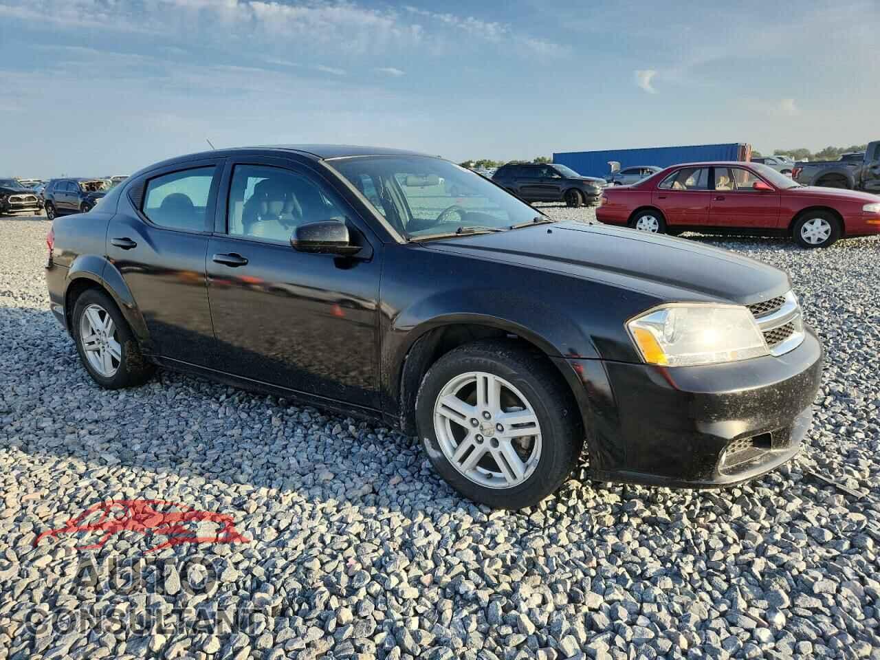 DODGE AVENGER 2013 - 1C3CDZCB5DN619824