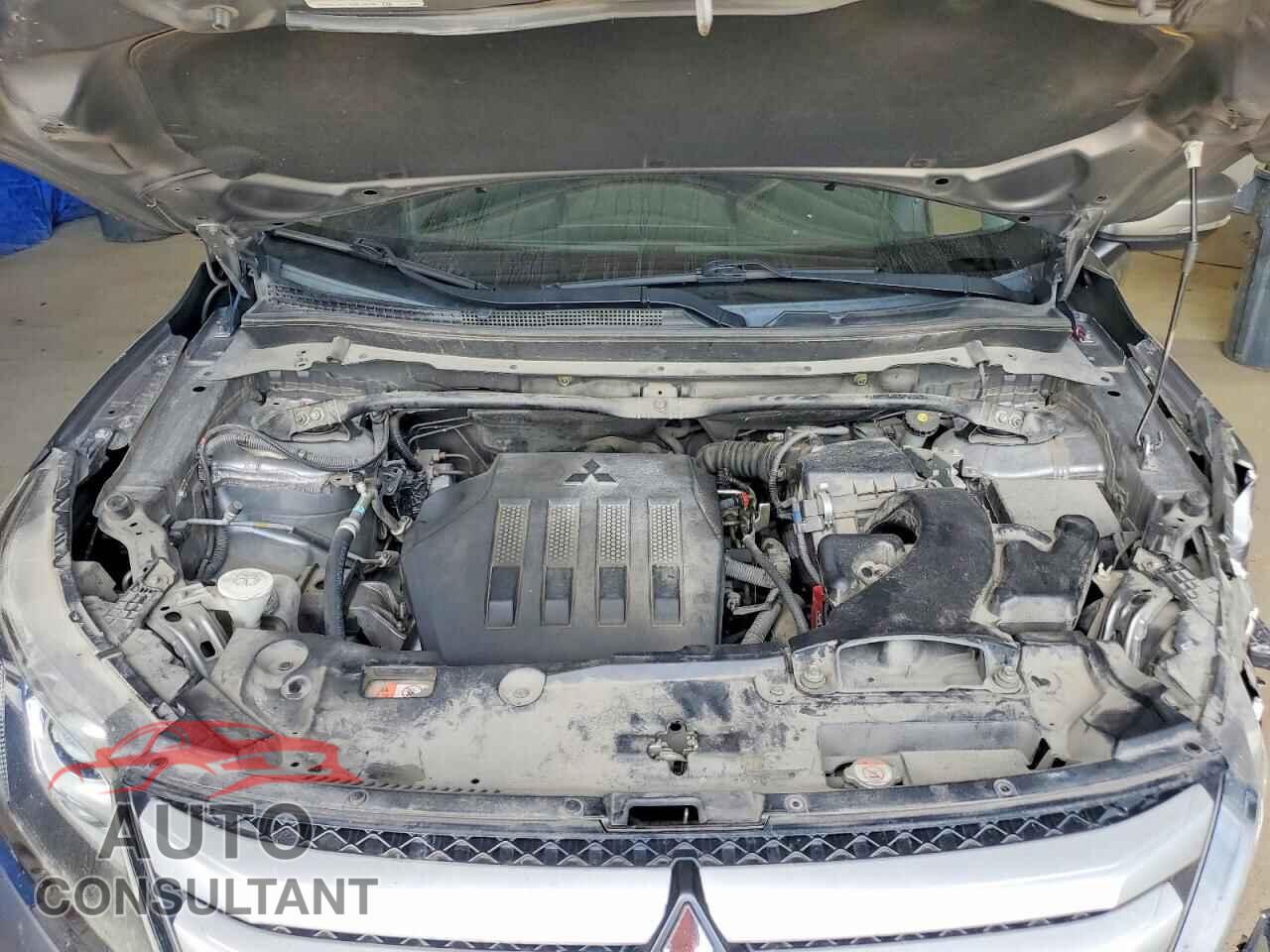 MITSUBISHI ECLIPSE 2019 - JA4AT3AA5KZ016207