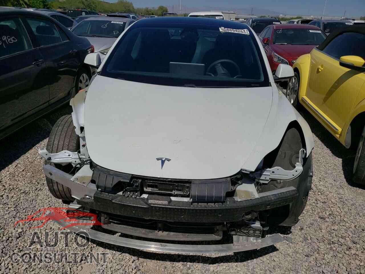 TESLA MODEL 3 2021 - 5YJ3E1EA5MF017115