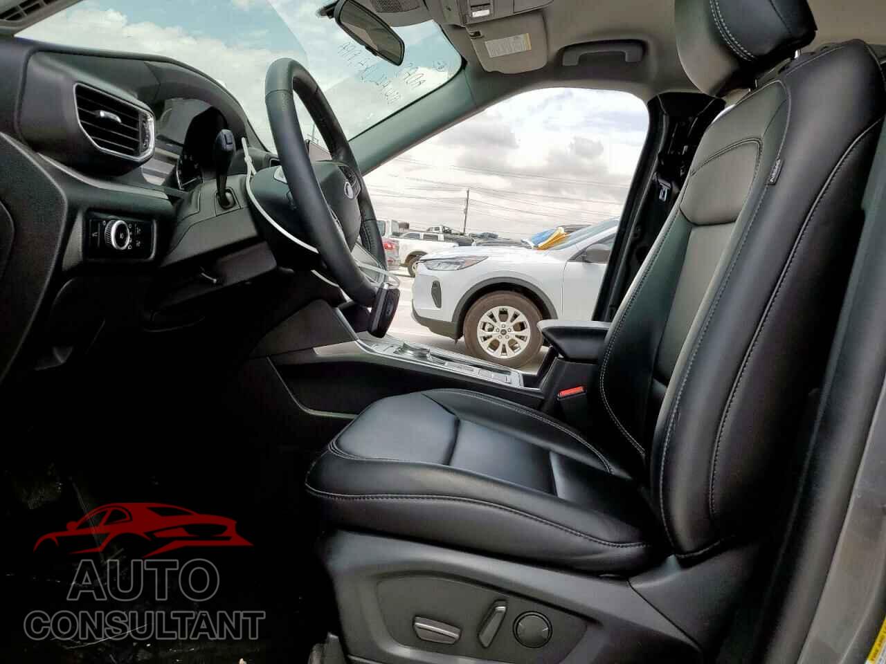 FORD EXPLORER 2023 - 1FMSK7DH3PGC39132