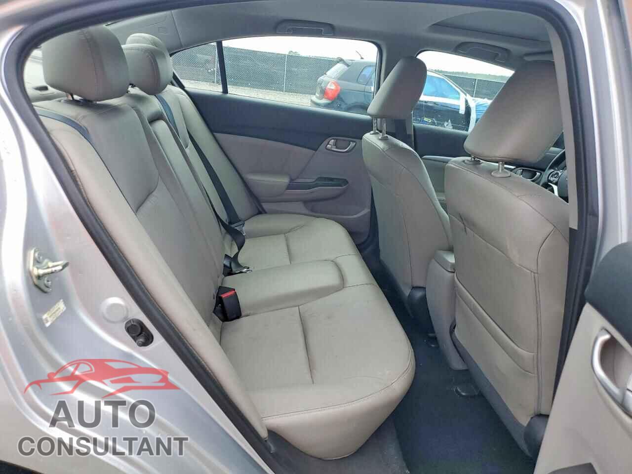 HONDA CIVIC 2013 - 19XFB2F94DE084780